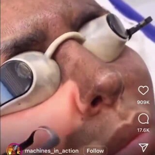 Rotatingleftfootedcolloquial_a67922_11999455