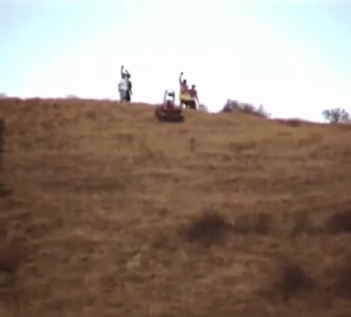 Harshroundannoyed_a2f1e8_12240811.mp4